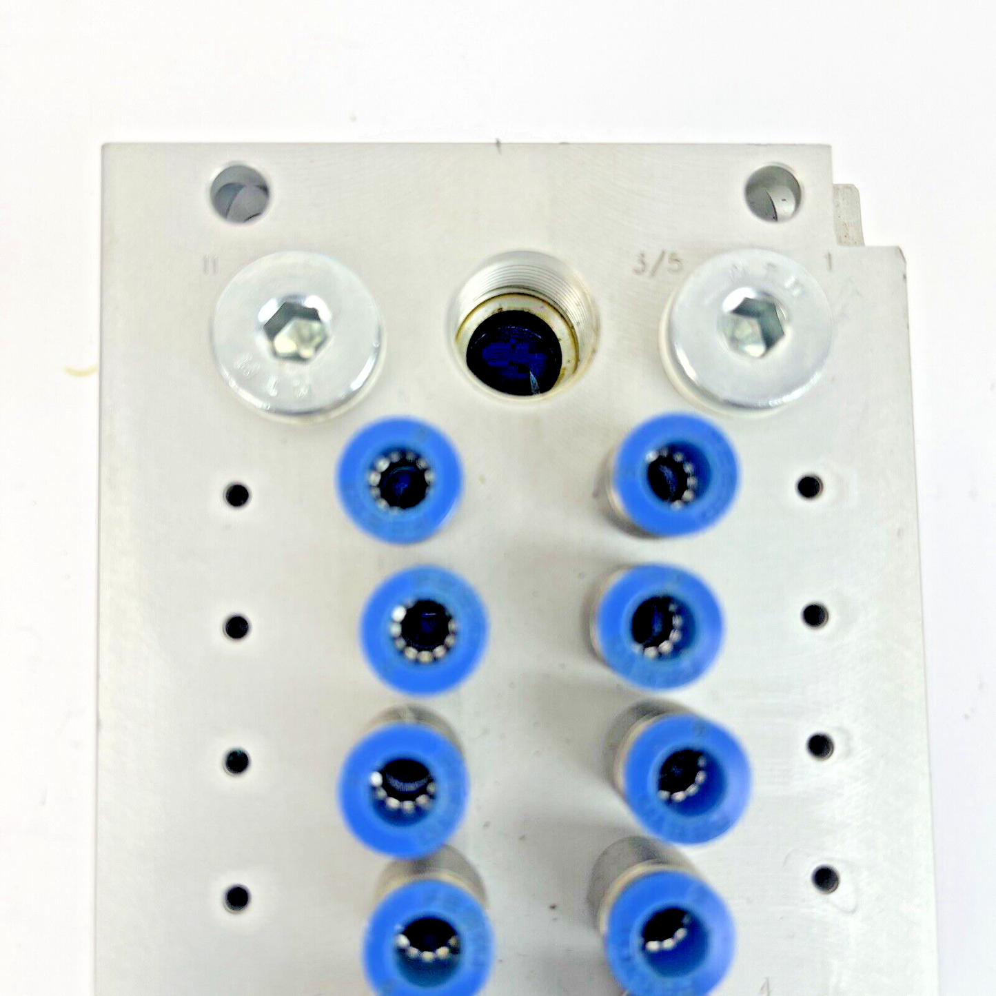 FESTO CPV14-V1 -VALVE MANIFOLD-W/ PNEUM CONNEC. & STACK PLATES, C402(6), C102(2)
