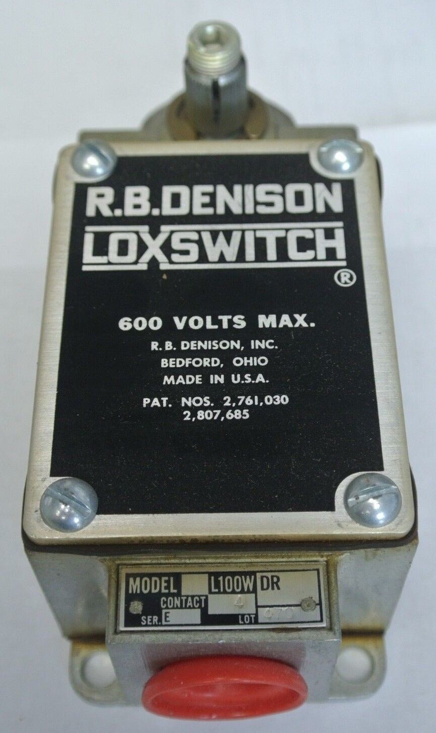 R.B. DENISON L100WDR-2M LIMIT SWITCH 600V MAX NEW SURPLUS  GOULD / TELEMECANIQUE