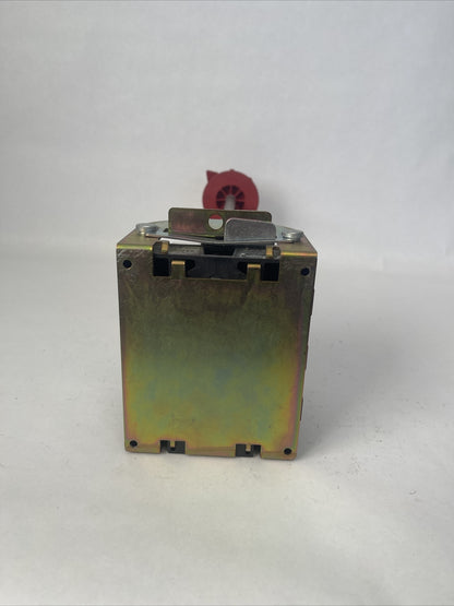 ALLEN BRADLEY 194RF-NJ060* DISCONNECT SWITCH SER A 600VAC 60A LPJ-60SP FUSES 60A