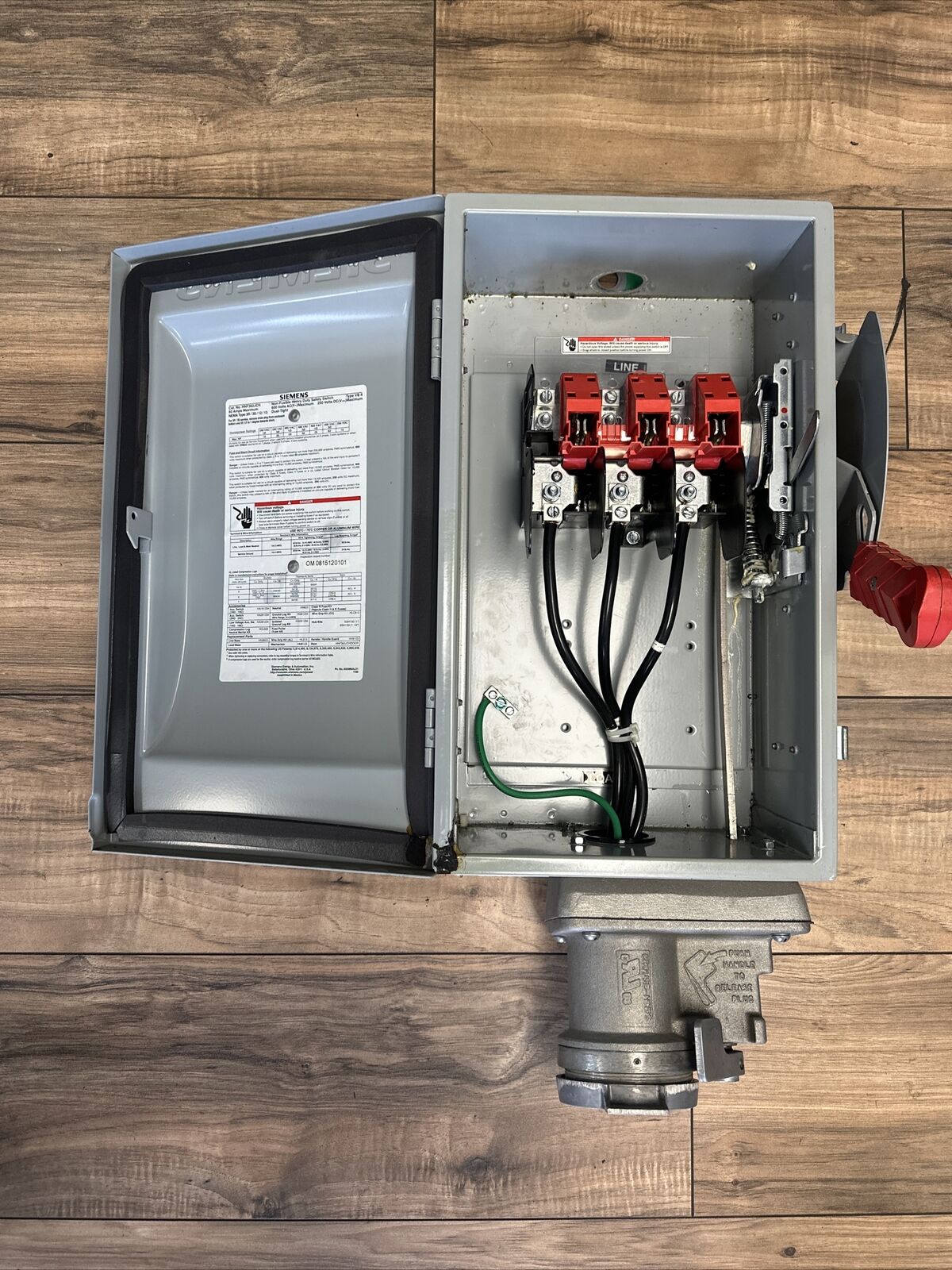 SIEMENS HNF362JCH NON-FUSIBLE HD SAFETY SWITCH TYPE 60A 600VAC 250VDC