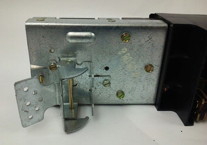 GE AMC4SE CIRCUIT BREAKER MODULE MODEL 1, 300A, 600V, 4P, USED GOOD CONDITION