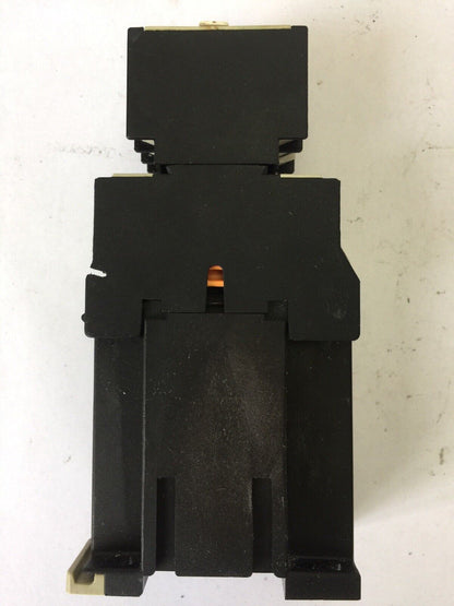 TELEMECANIQUE CA3DN40 CONTACTOR 600VAC  COIL 24V WITH LA1DN40 AUXILIARY CONTACT