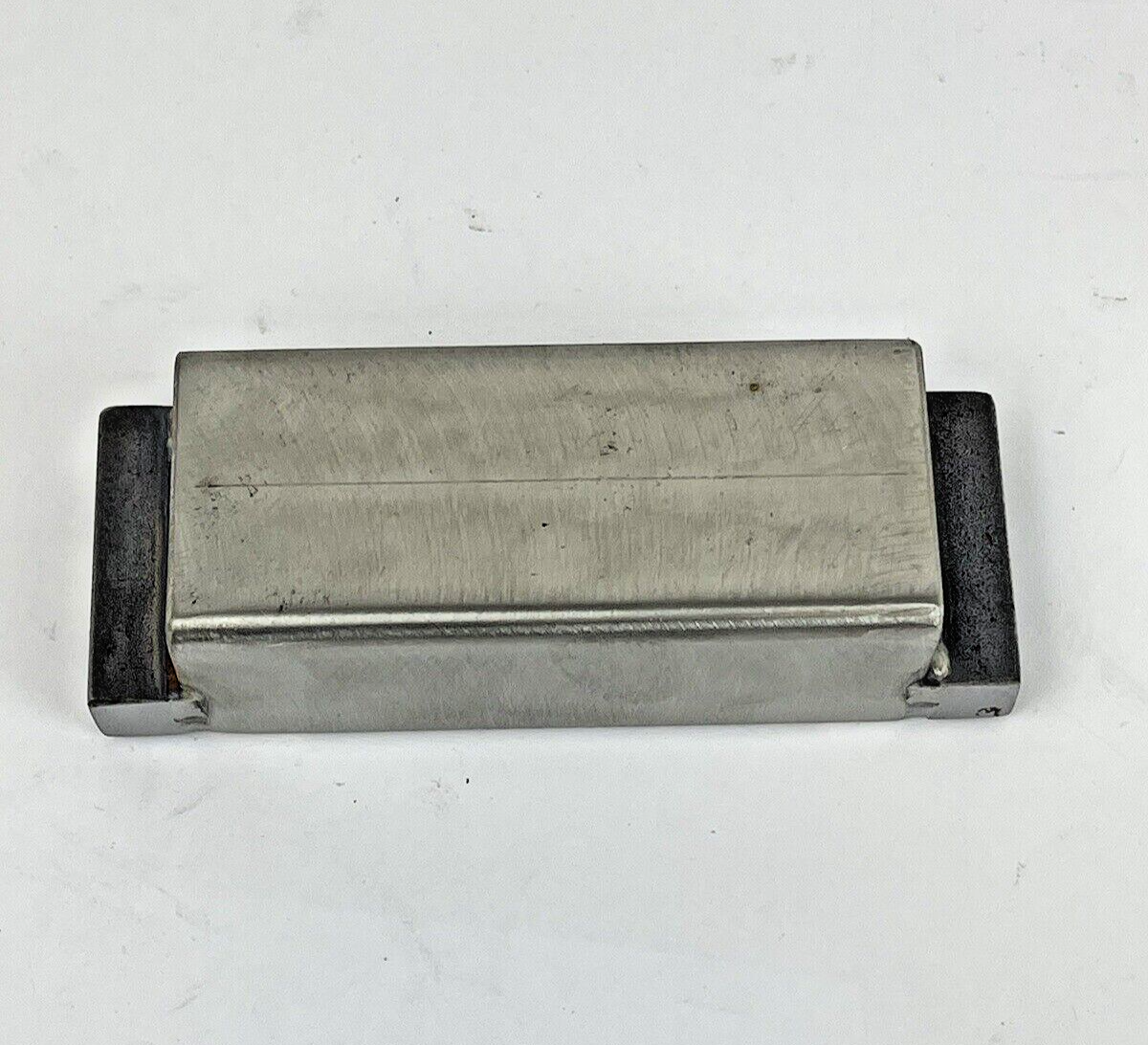 MAGNET SEPARATOR - 5" L X 1.75" H X 1.5" W - CONVEYOR MAGNET 5" L X 1.75" THICK