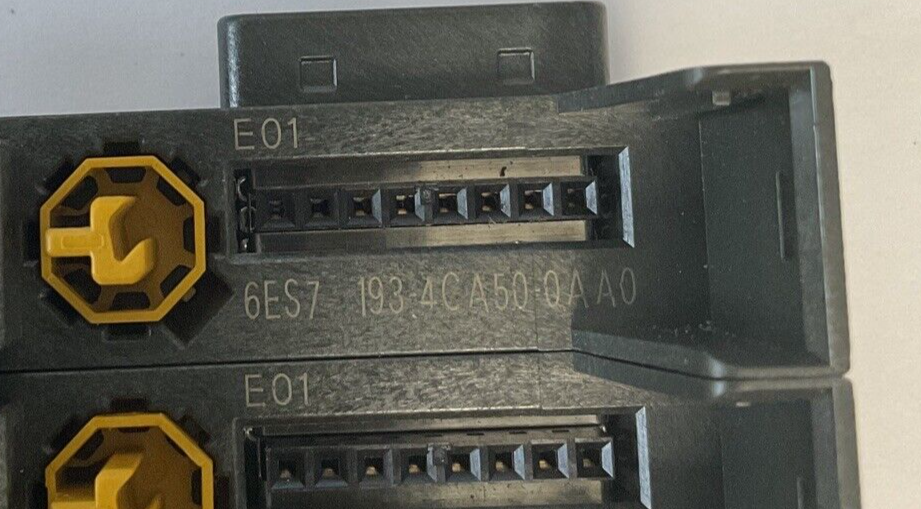 SIEMENS 6ES7 193-4CA50-0AA0 TERMINAL MODULE ***LOTOF8***