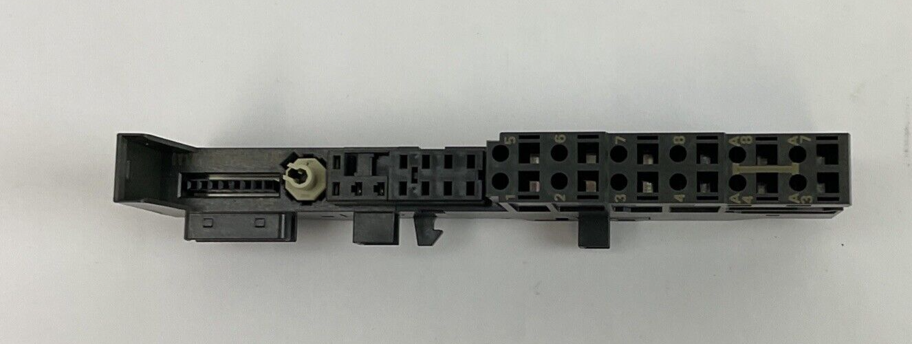 SIEMENS TM-E15C26-A1 TERMINAL MODULE***LOTOF6***