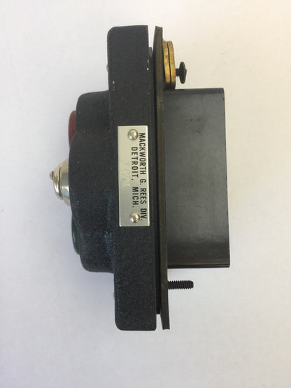 REES 1576 PUSHBUTTON SWITCH RED GREEN START STOP