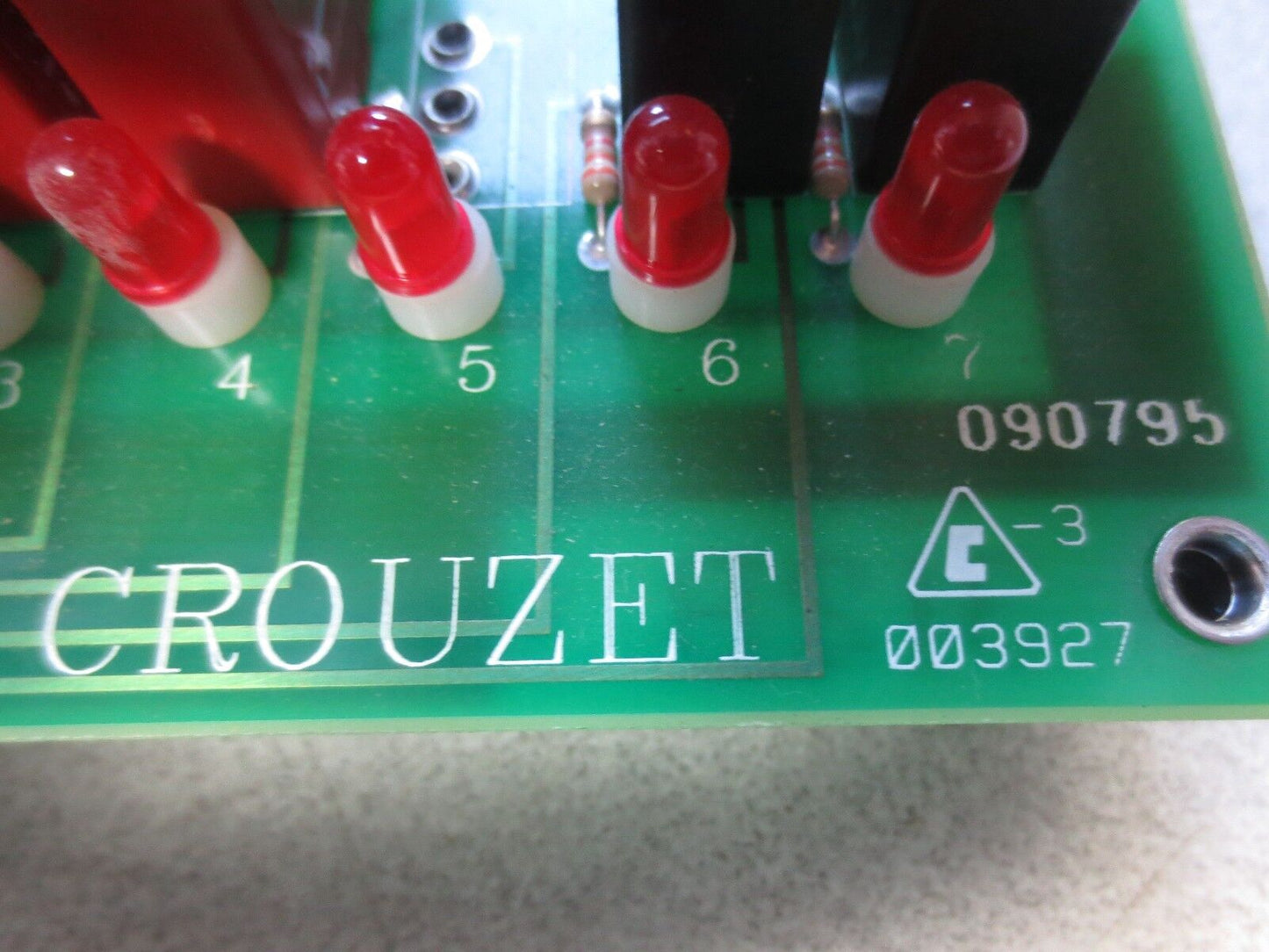 CROUZET PB-8M-V DIGITAL I/O MODULE / CIRCUIT BOARD - MINI, 8-POS.