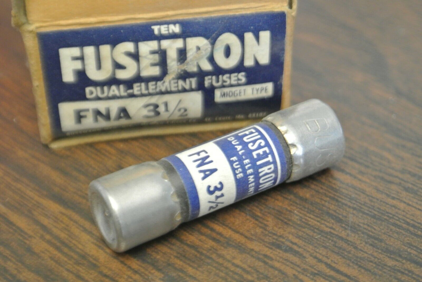 LOT of 3 / BUSS FNA3-1/2 FUSETRON FUSE / 3-1/2A / 125V / NEW SURPLUS / FNA-3-1/2