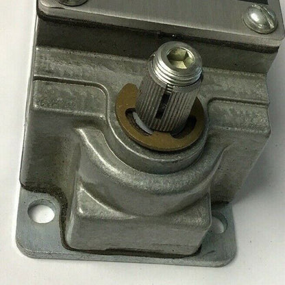 TELEMECANIQUE R.B.DENISON LOX-SWITCH L143 TYPE L LIMIT SWITCH NEMA A600
