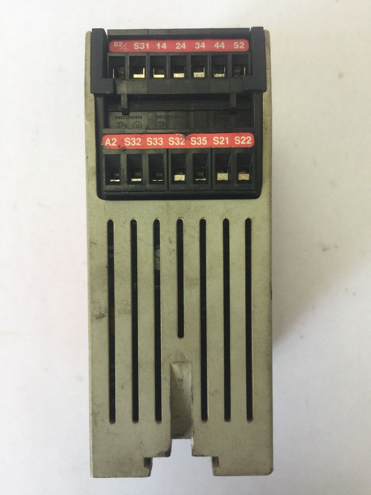 BANNER ES-GA-5A MACHINE SAFETY RELAY 24VDC OR 115VAC 250mA