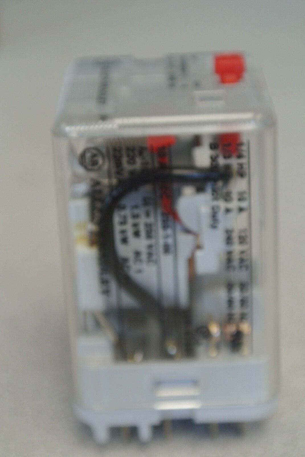 ALLEN-BRADLEY 700-HB32A1-1 Ser. A / TYPE H CONTROL RELAY / 10A / NEW SURPLUS