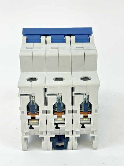 ALLEN BRADLEY - 1492-SPM3C050 - SERIES D - CIRCUIT BREAKER - 3 POLE 5 AMP