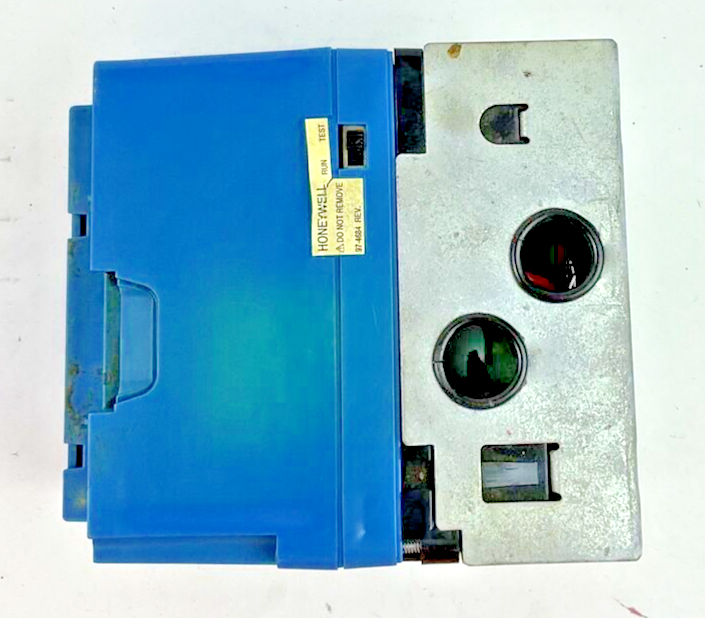 HONEYWELL RM7800L1012 INFRARED FLAME AMPLIFIER BURNER CONTROL
