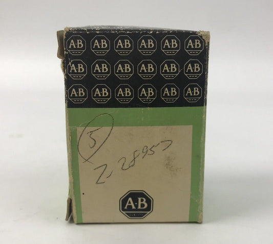 ALLEN-BRADLEY Z-28957, Z28957, CLAMP PIN W/ NUT, (LOT OF 5), NEW