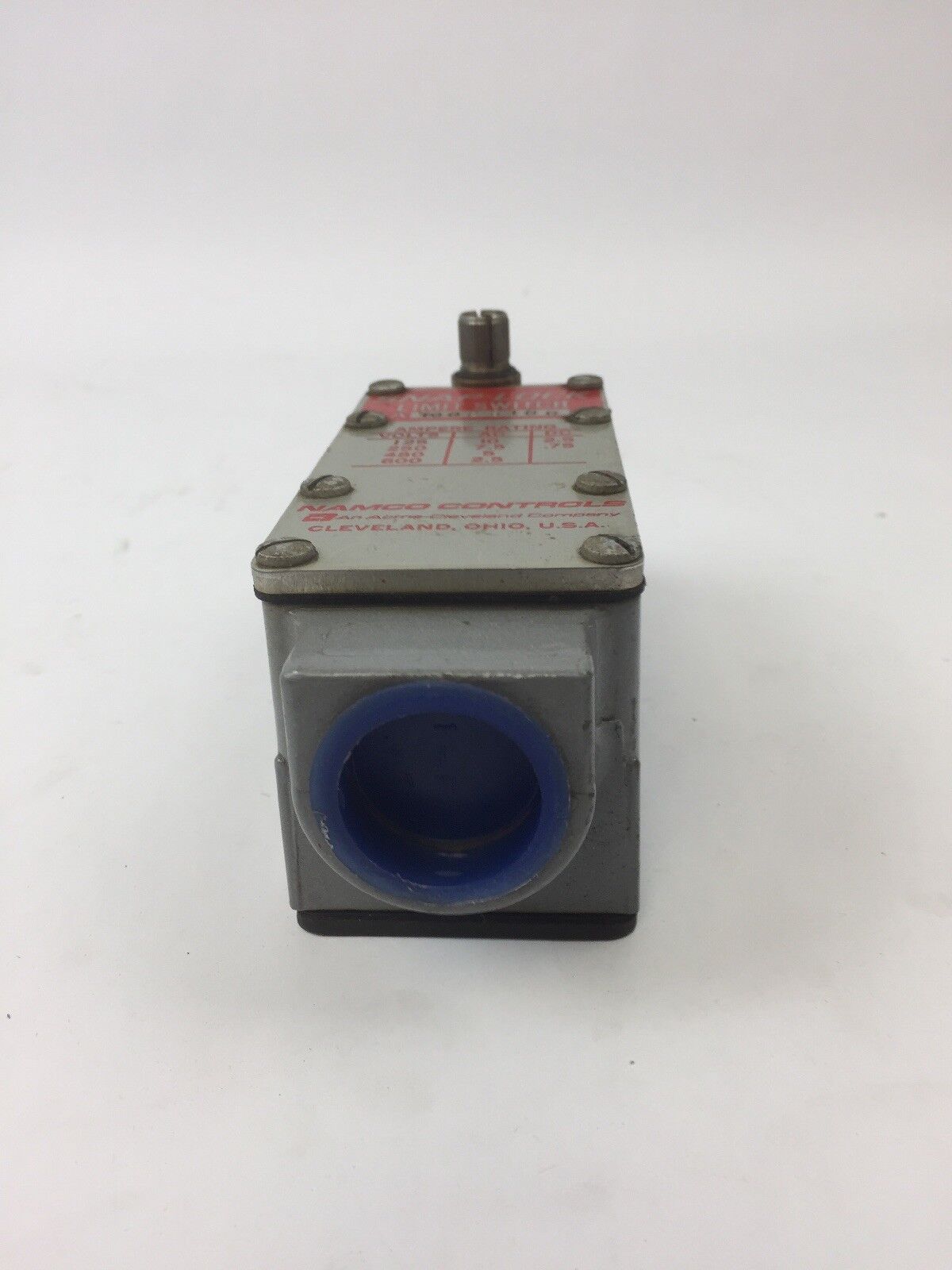 NAMCO CONTROL SNAP-LOCK EA70025100 LIMIT SWITCH 600 VAC 250 VDC