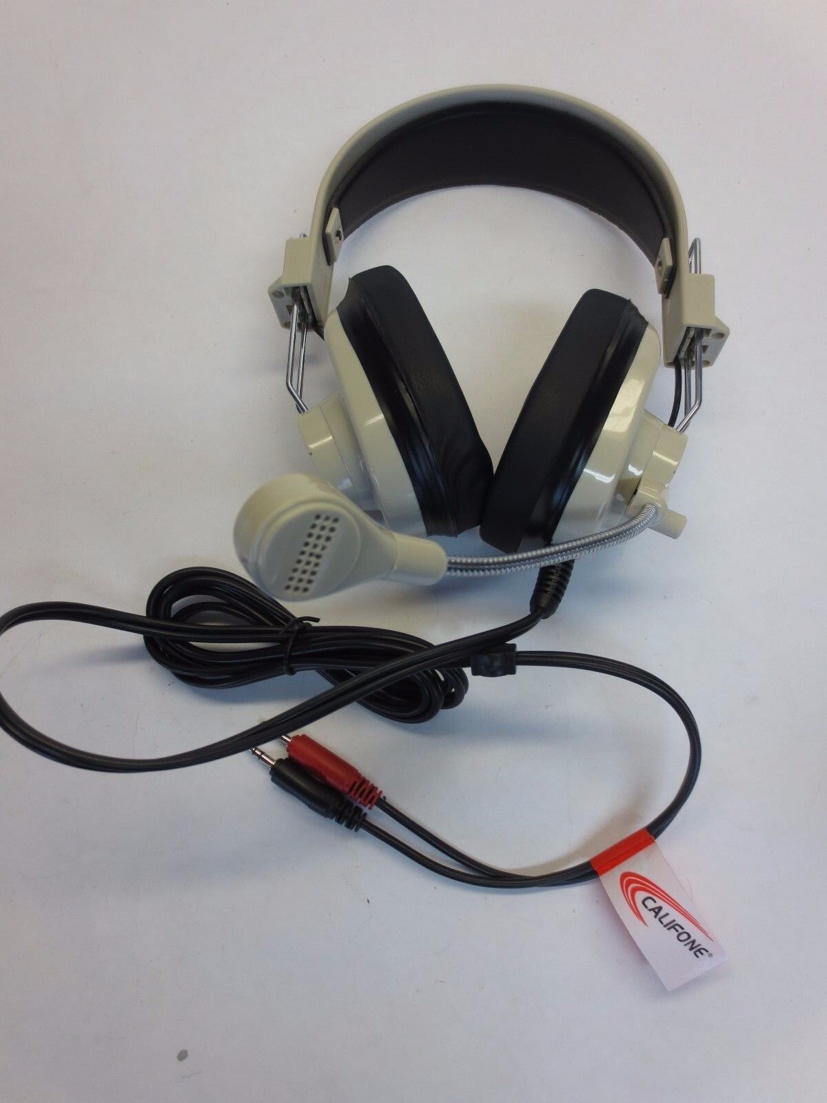 CALIFONE 3066AV DELUXE MULTI-MEDIA STEREO HEADPHONES w/ MICROPHONE - NEW SURPLUS