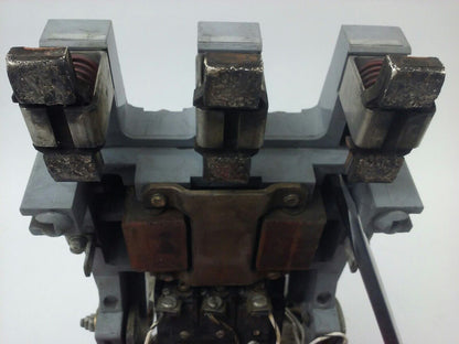 WESTINGHOUSE GCA530 AC CONTACTOR, 200/230V@100HP, 460/575V@200HP, 120V COIL,USED