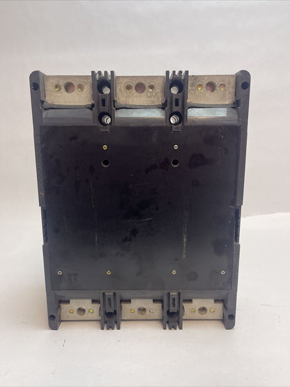 CUTLER HAMMER LDC3600F CIRCUIT BREAKER SER C 600A 3P 600VAC 250VDC LT3400T 400A