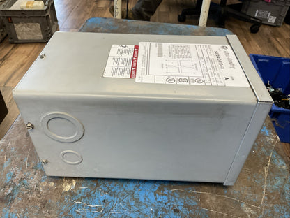 ALLEN-BRADLEY 1497D-A13-M10-0-N SER A SINGLE PHASE TRANSFORMER TYPE 3R 2KVA PRI