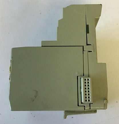 ALLEN BRADLEY 1794-IA8 INPUT MODULE SER.B W/ 1794-TBN/A TERMINAL BLOCK