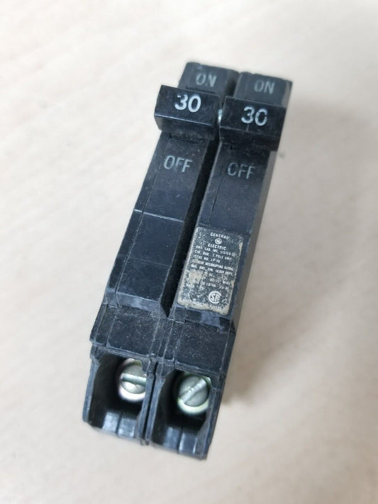 GE THQP230 GENERAL ELECTRIC 30 AMP 2 POLE TANDEM CIRCUIT BREAKER
