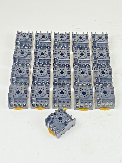 OMRON *LOT OF 21* - PF113A-E - 11 PIN RELAY SOCKET BASES - FINGER SAFE