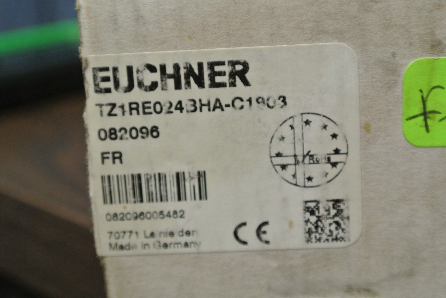 EUCHNER TZ1RE024BHA-C1903 SOLENOID LOCKING SAFETY INTERLOCK SWITCH / 24VAC/DC /