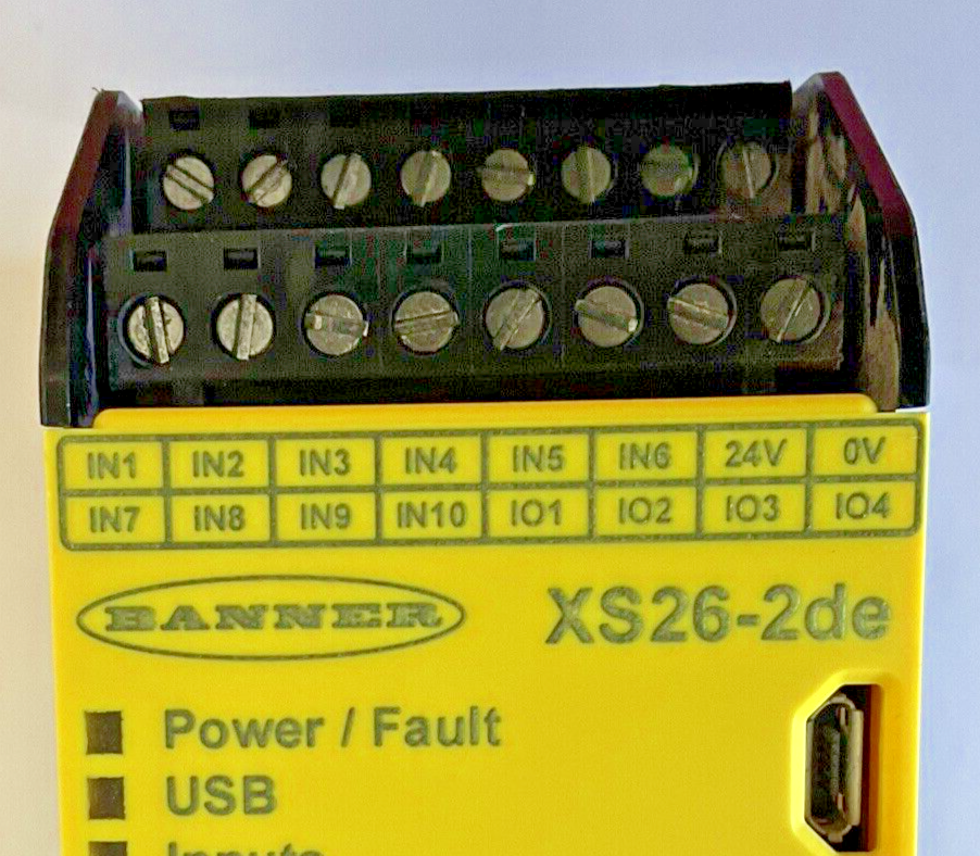 BANNER XS26-2DE SAFETY CONTROLLER 24VDC BASE CONTROL MODULE