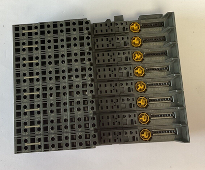 SIEMENS 6ES7 193-4CA50-0AA0 TERMINAL MODULE ***LOTOF8***