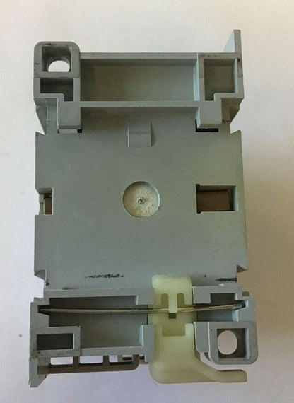 ALLEN BRADLEY 700-CF220D* SER.A CONTACTOR 25A 600VAC