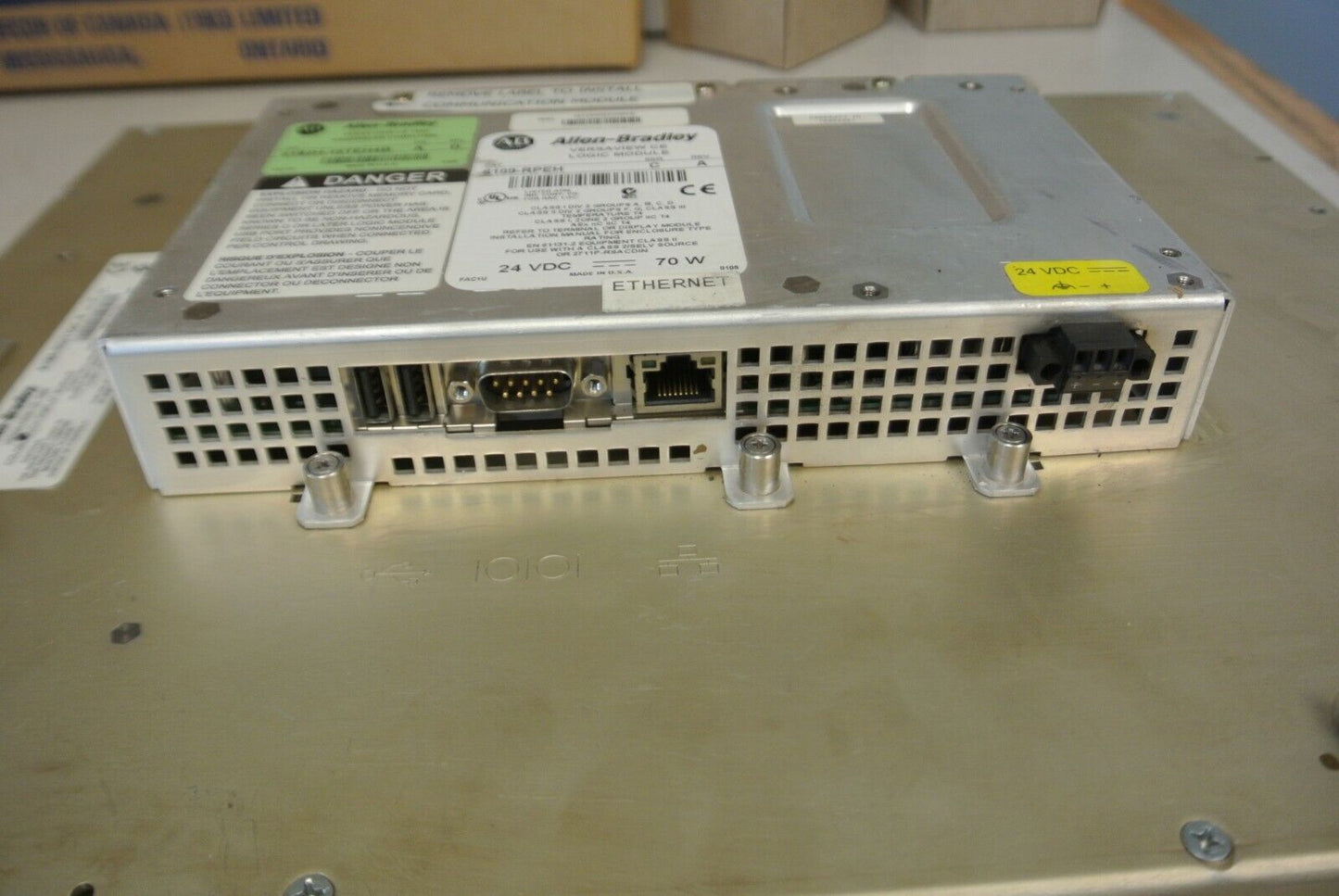 ALLEN-BRADLEY 6182H-15TEH4B VersaView CE1500H COLOR TOUCH DISPLAY MONITOR 24VDC