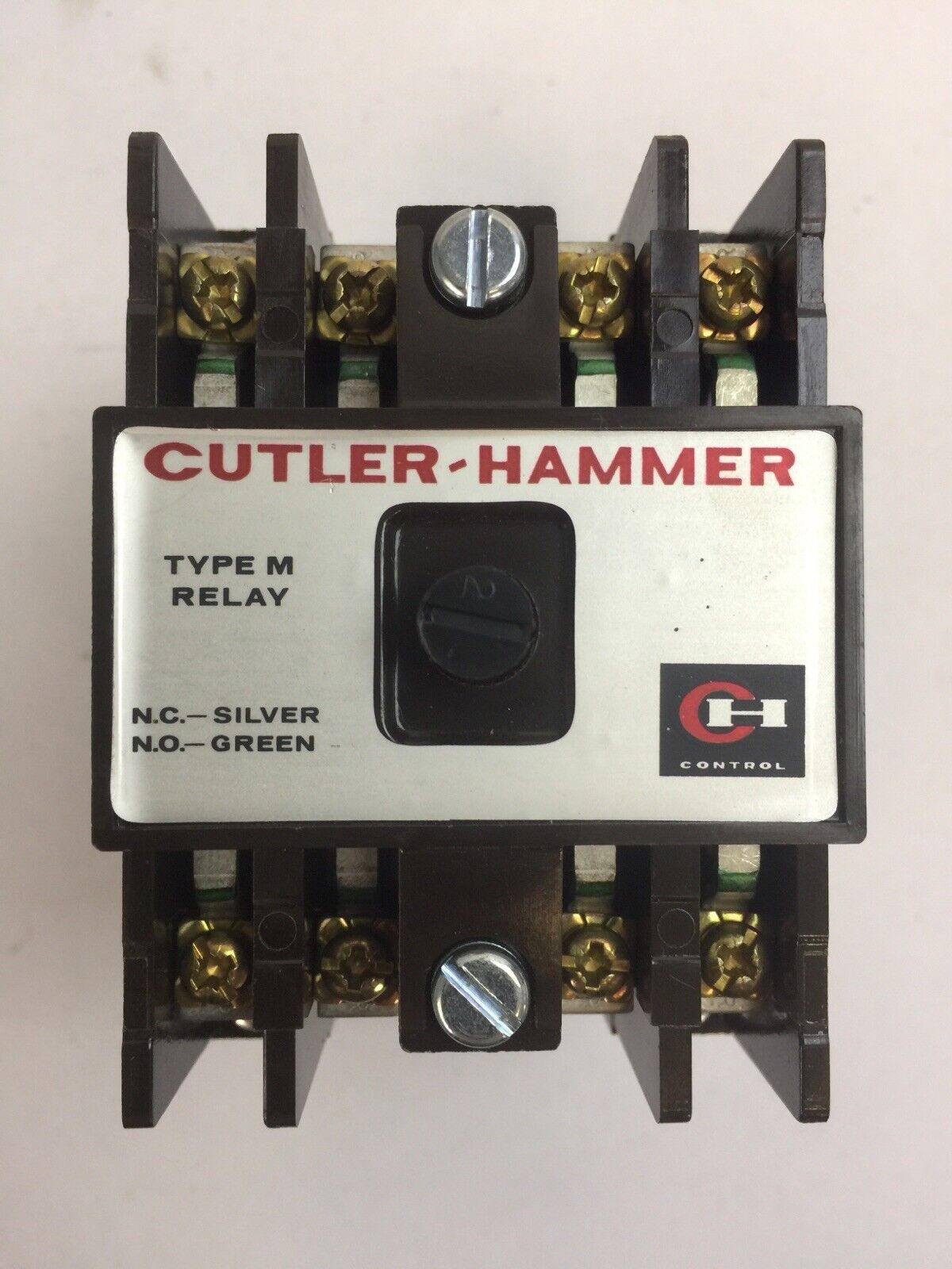 CUTLER HAMMER D26MR40B TYPE "M" RELAY 600V 4NO 0NC COIL 240/220V 60/50CY 9-1989-