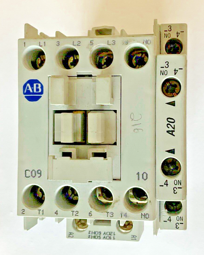 ALLEN BRADLEY 100-C09*10 CONTACTOR SER.A W/ 100-S AUX CONTACT SER.A