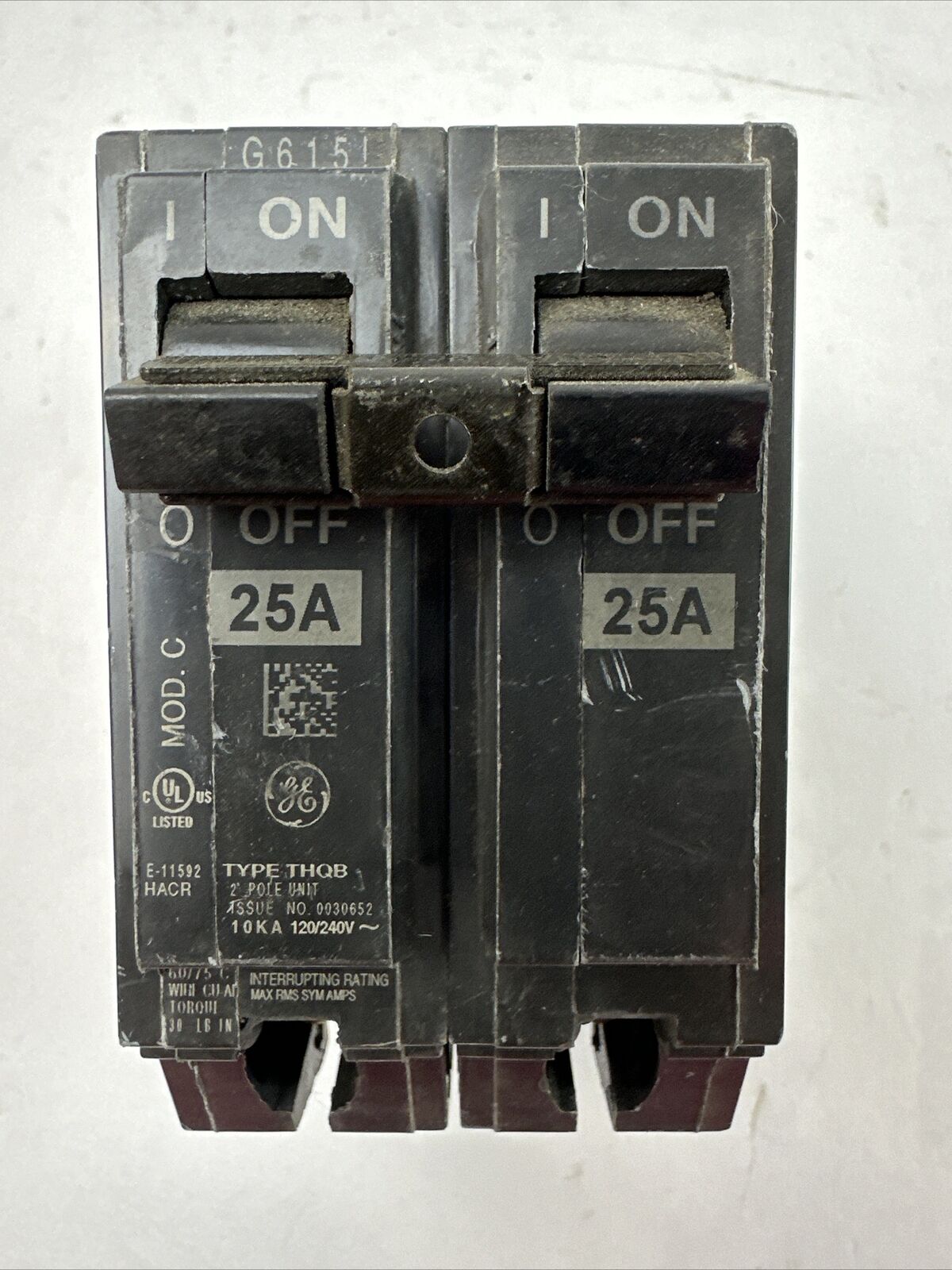 GE THQB2125 CIRCUIT BREAKER 25AMP 2POLE 120/240VAC
