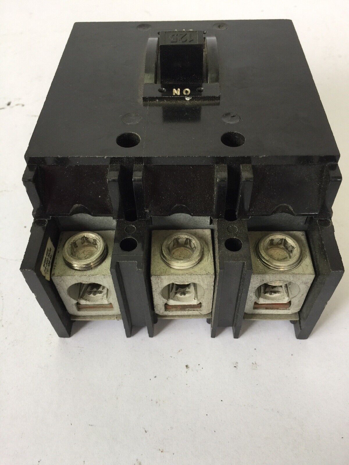 SQUARE D Q2M-3125-MT CIRCUIT BREAKER 240VAC 125AMP 3 POLE