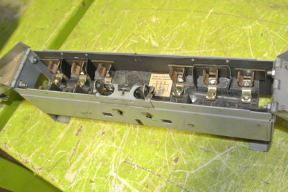 I-T-E V7A3211 - SAFETY SWITCH / TWIN PANELBOARD SWITCH - 240V, 30A, 3-POLE