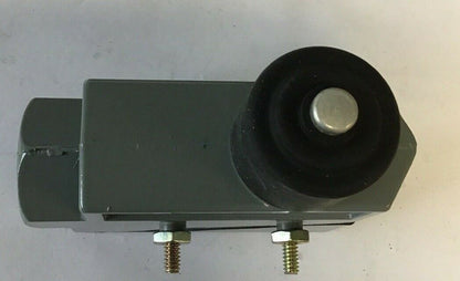 SQUARE D 9007 Y53E ENCLOSED PRECISION SWITCH