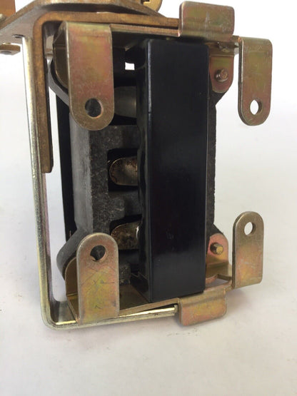 ALLEN BRADLEY X-66704 DISCONNECT SWITCH SIZE 1