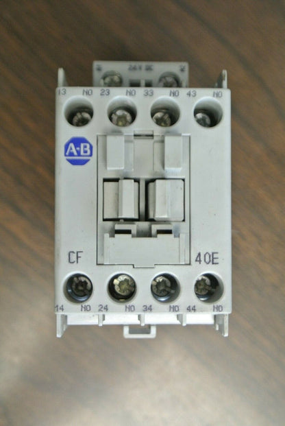 ALLEN-BRADLEY 700-CF400Z* / RELAY / 24VDC COIL