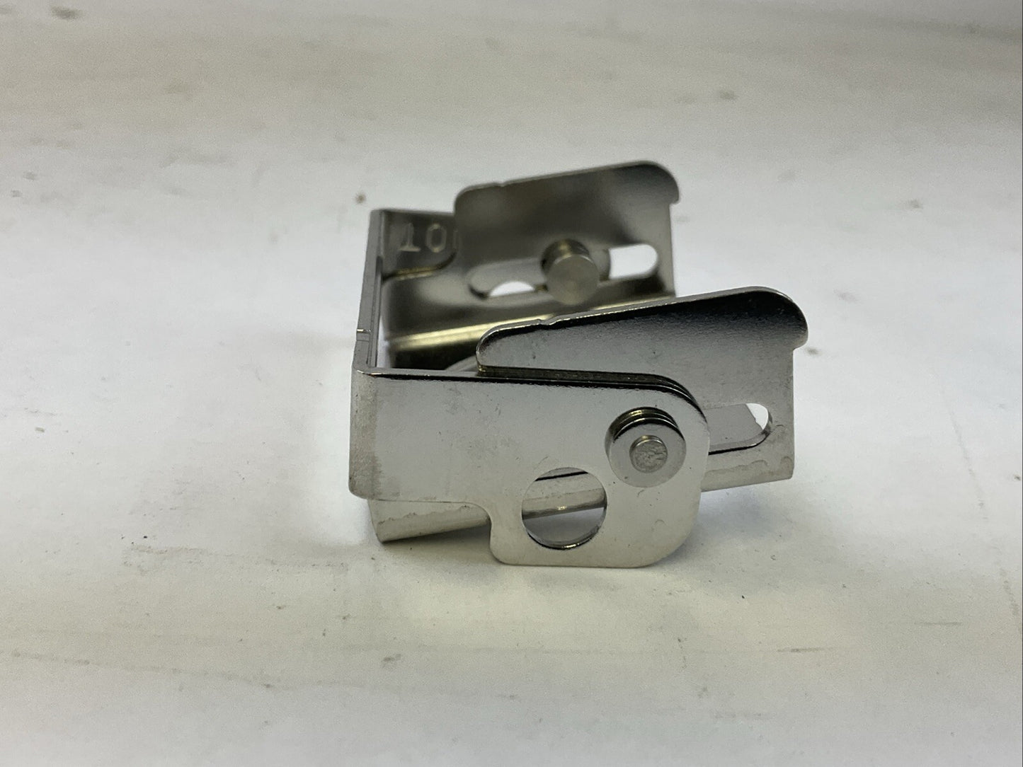 ALLEN BRADLEY 800T-N314 PADLOCK ATTACHMENT FOR USE W/ 800H PUSH-PULL (LOT OF 2)