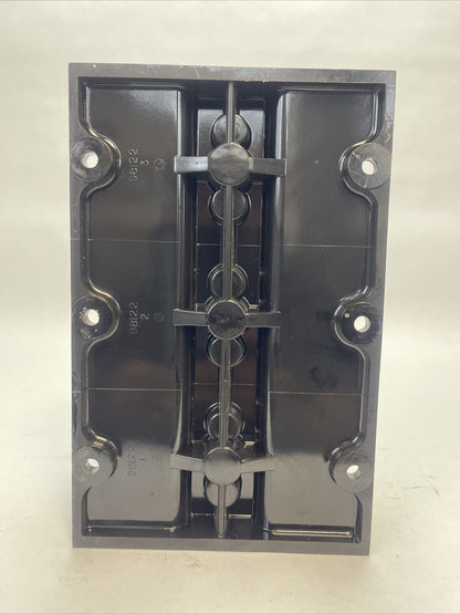 ALLEN BRADLEY 1492-PD3C287 POWER DISTRIBUTION BLOCK SER B 600V 760A