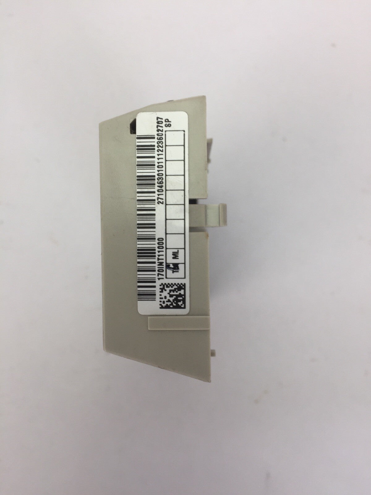 SCHNEIDER 170INT11000 COMMUNICATION ADAPTER