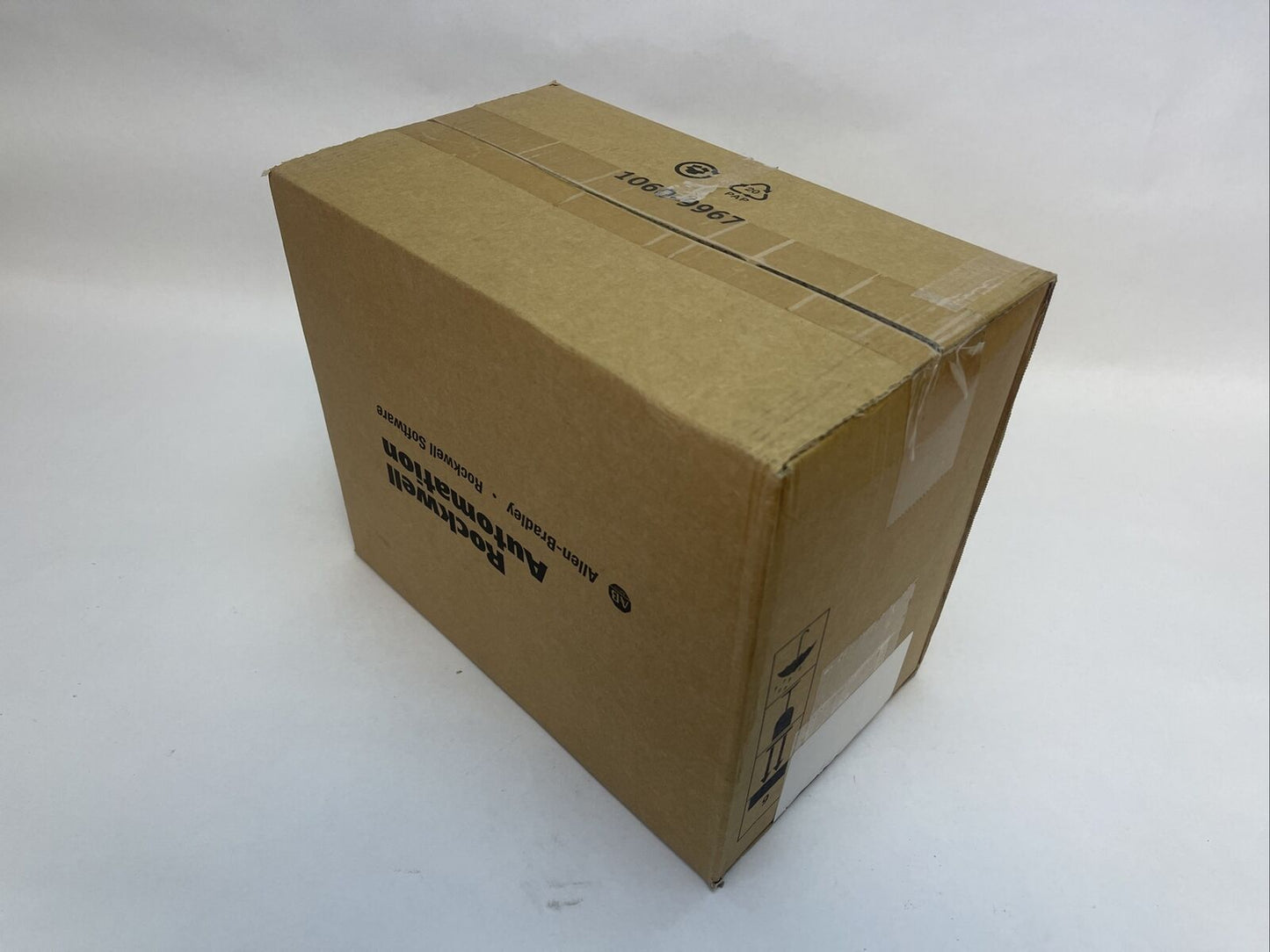 ALLEN BRADLEY 6200P-NS3C6 FACTORYTALK ANALYTICS FOR DEVICES VERSAVIEW 5400 BOX