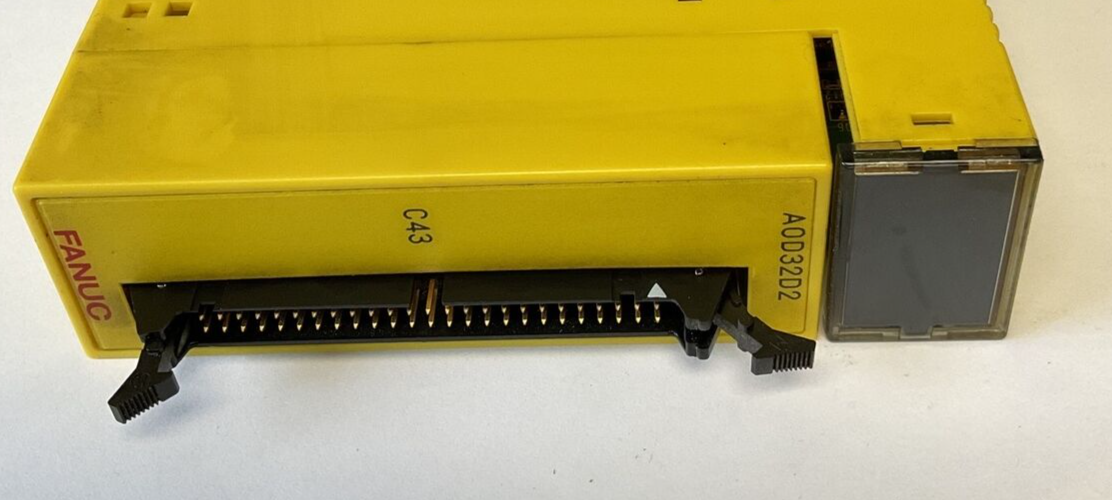 FANUC A03B-0807-C167 OUTPUT MODULE AOD32D2