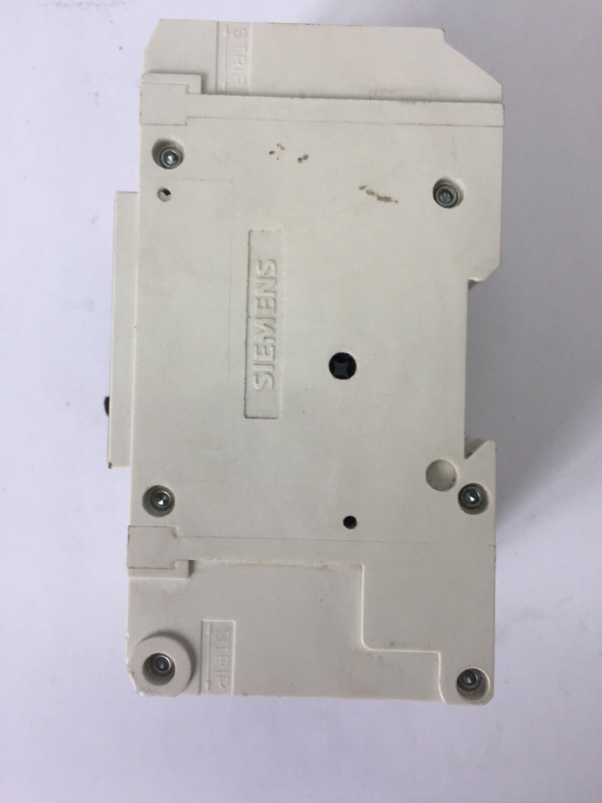 SIEMENS NGG3B015 CIRCUIT BREAKER 600Y/347 VAC 250 VDC 15 AMP 3 POLE TYPE NGG