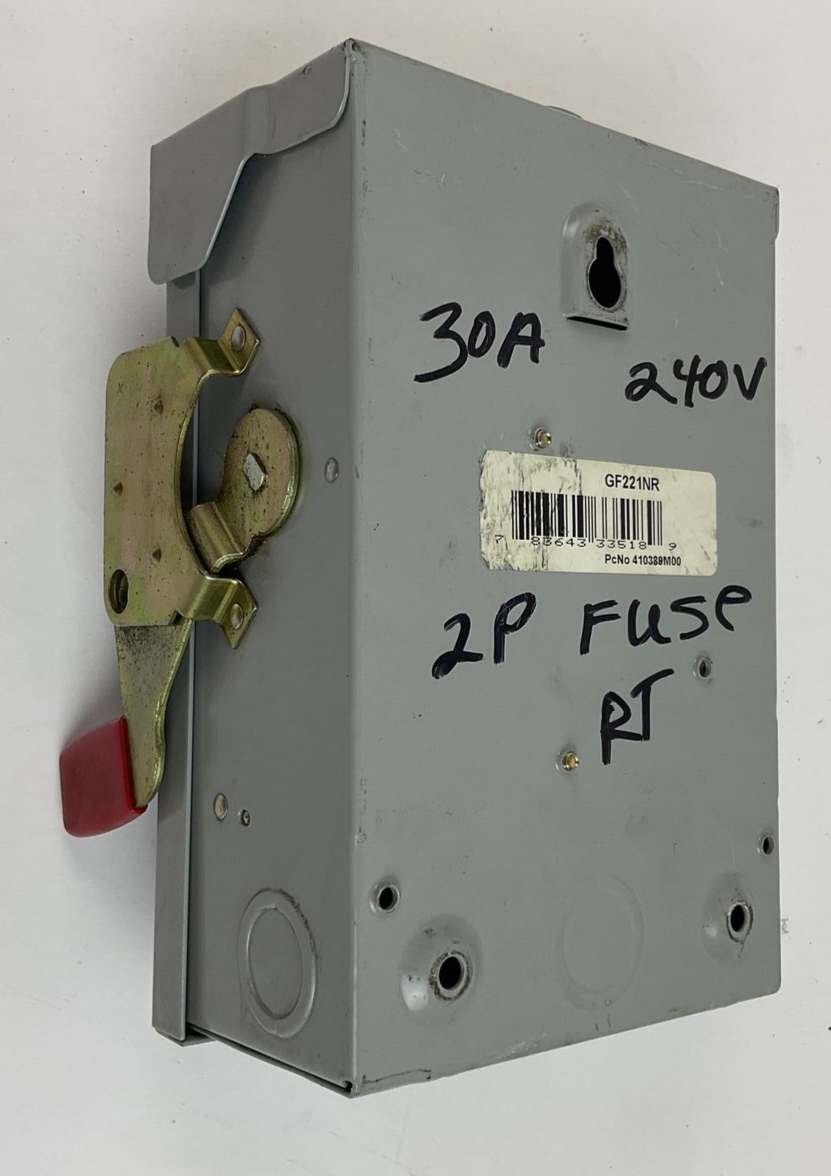 SIEMENS GF221NR ENCLOSED SAFETY SWITCH 30A TYPE 3R 240VAC