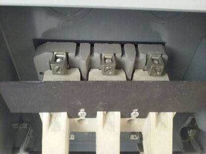 CUTLER HAMMER 4105H333H NON FUSIBLE HD SAFETY SWITCH 3P 100A 600VAC/250VDC 75HP