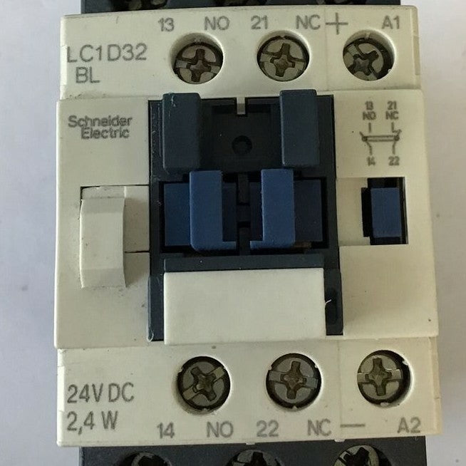 SCHNEIDER LC1D32 BL CONTACTOR 24VDC