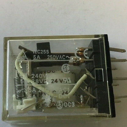 OMRON MY2N RELAY 100/110VAC 50/60HZ ***(LOTOF2)***