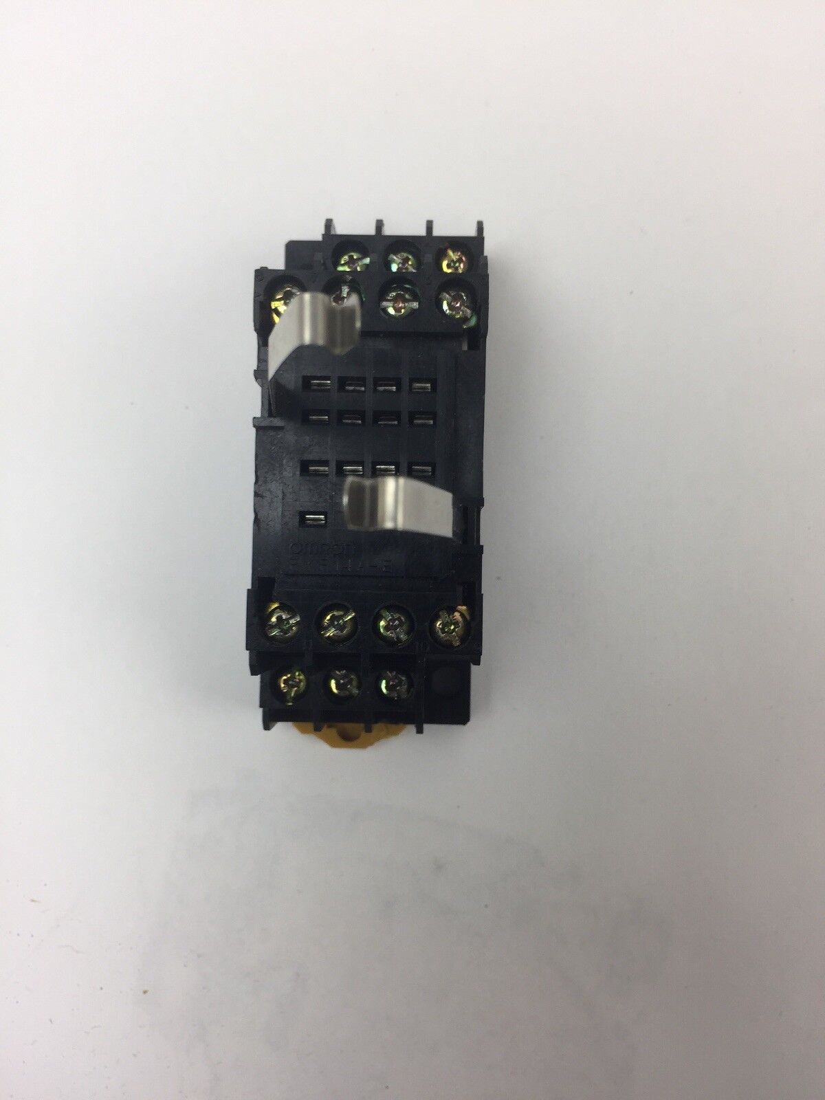 OMRON MY4Z-CR RELAY 220/240 VAC WITH OMRON PYF14A-E RELAY SOCKET